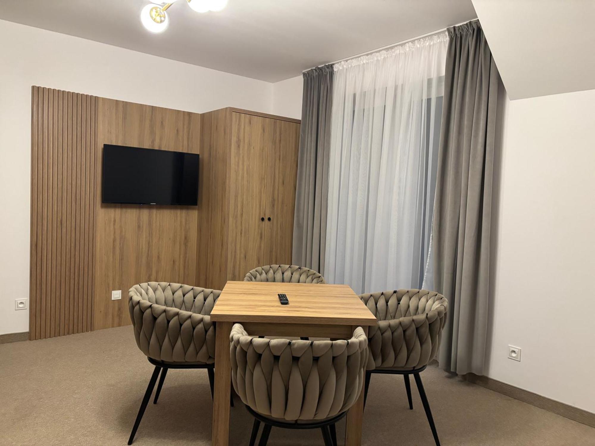 Resort Eden - Domki, Pokoje, Apartamenty Jastrzębia Góra Esterno foto