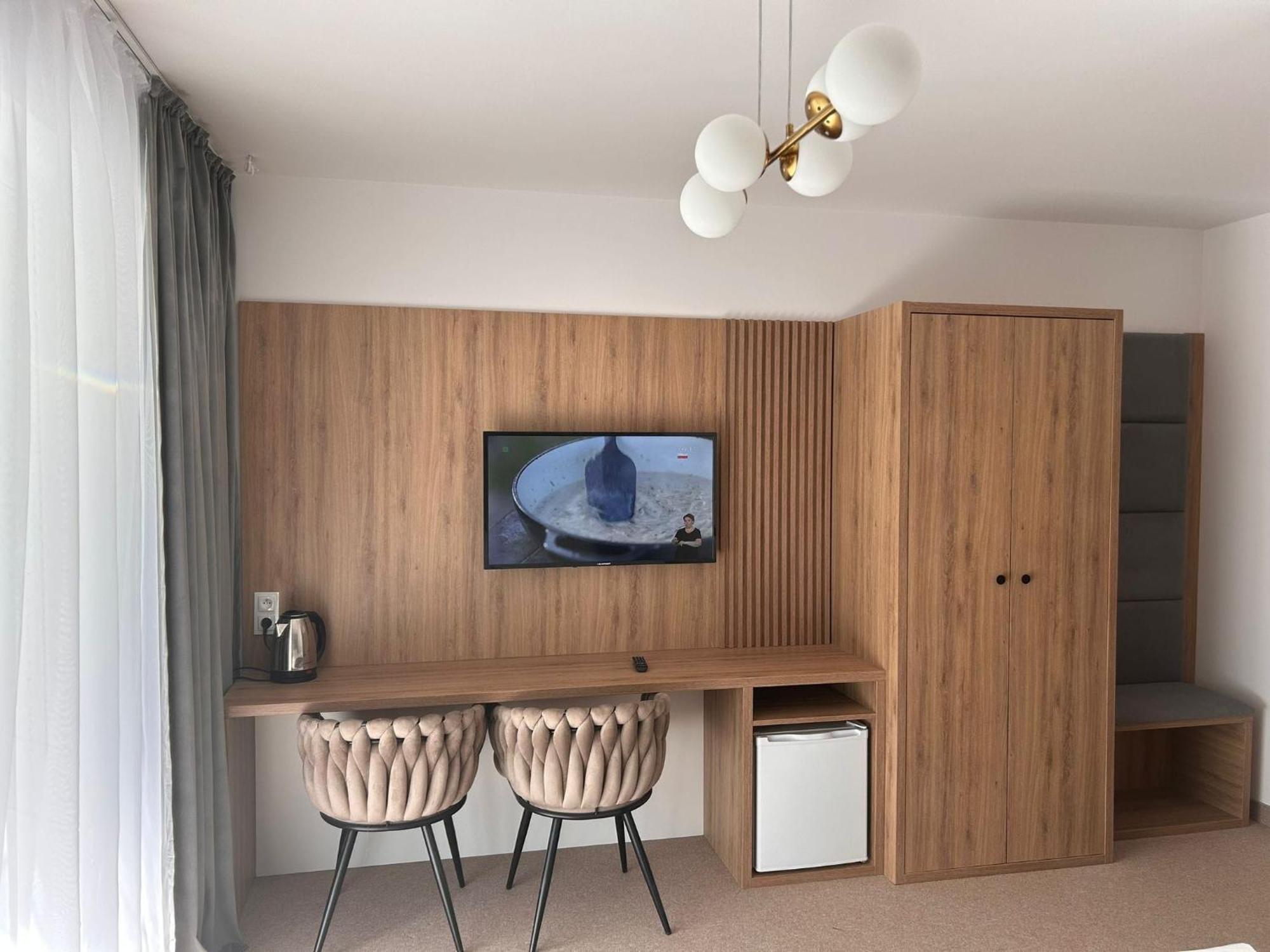 Resort Eden - Domki, Pokoje, Apartamenty Jastrzębia Góra Esterno foto