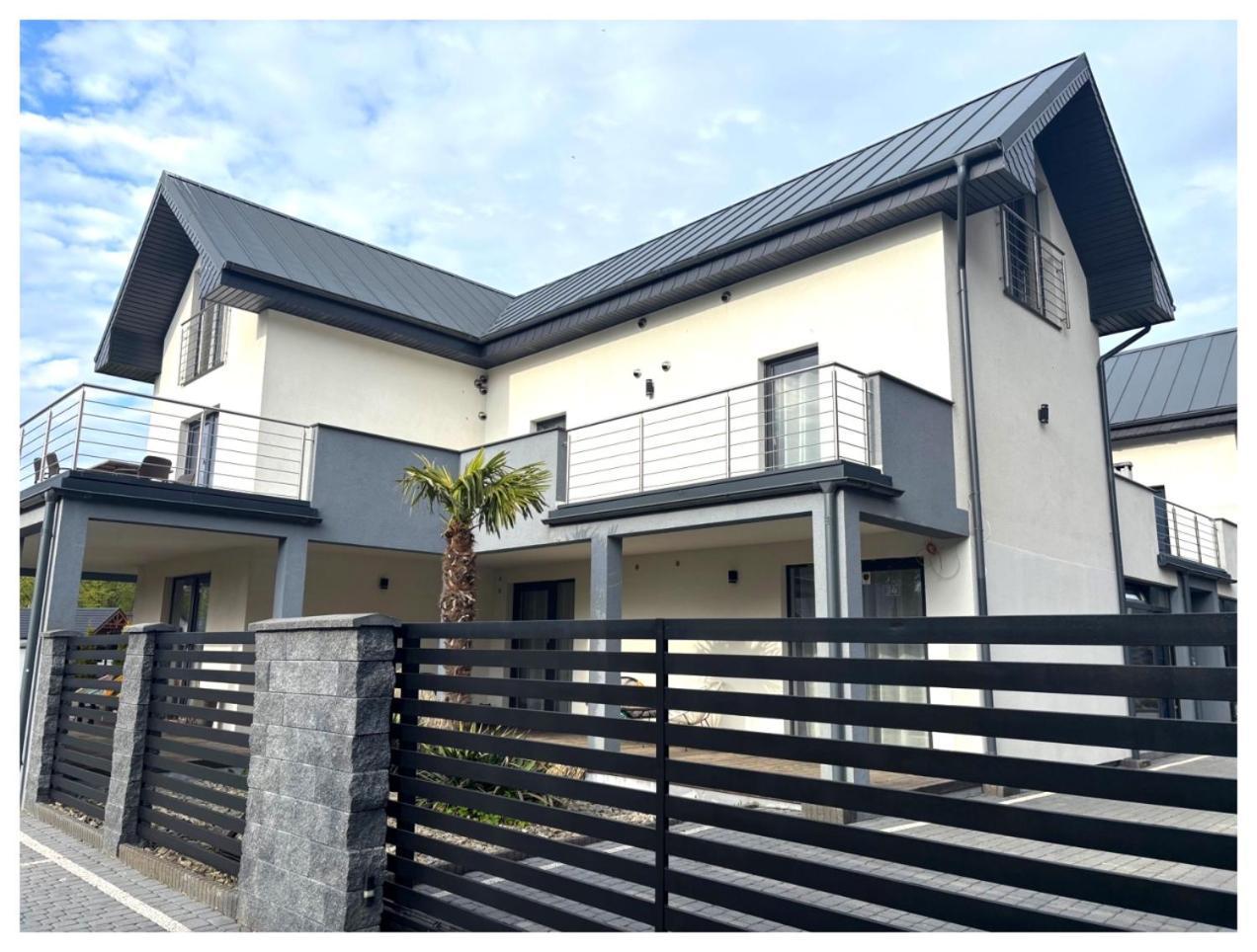 Resort Eden - Domki, Pokoje, Apartamenty Jastrzębia Góra Esterno foto